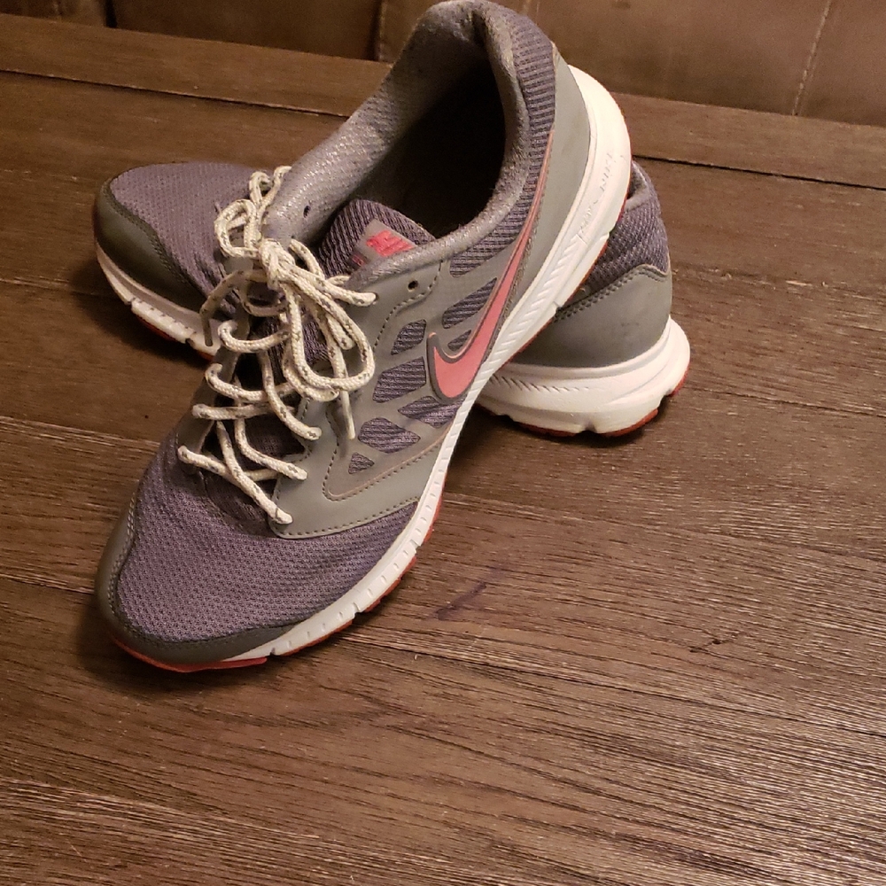 Nike Women's Athletic Downshifter  Shoes in Gray and Pink 10
